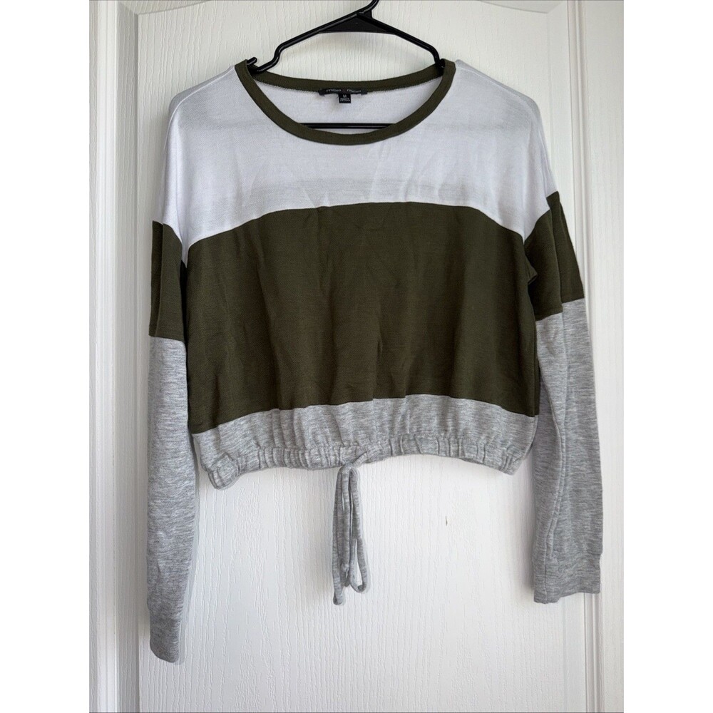 Moa Moa Women’s Colorblock Crop Top Size M Olive Green White Gray Long Sleeve